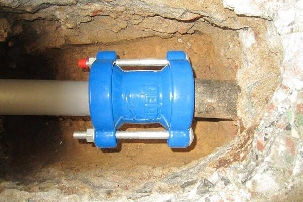 Соединение пластиковых труб с металлическими: разбор лучших способов и монтажных нюансов