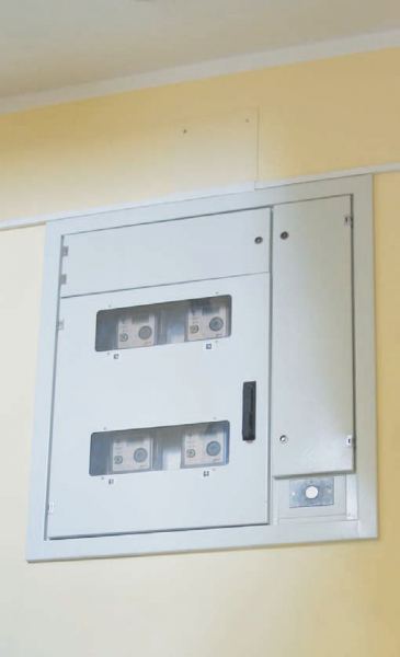 Монтаж распределительного электрощитка Монтаж распределительного электрощитка