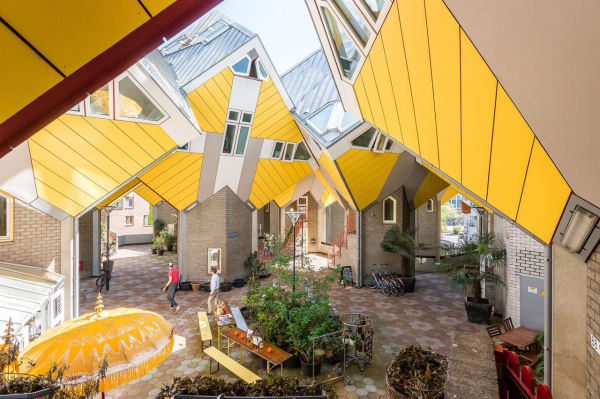 Фантастические здания и где они &laquo;обитают&raquo;: 12 необычных строений мира