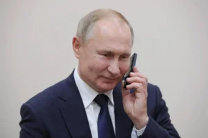 AFP: Путин предложил провести встречу с Зеленским в Москве